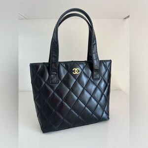 Chanel Vintage tote bag Authenic